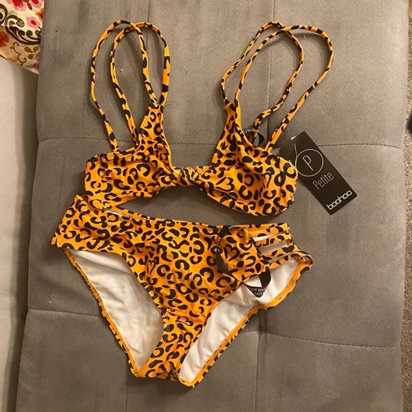 Boohoo Other - NWT - Boohoo Bikini Set